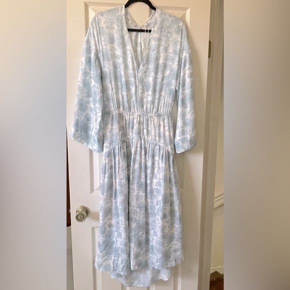 Vince Dahlia Floral Summer Dress Long Sleeve V Neck Women M Baby Blue White - Picture 4 of 16